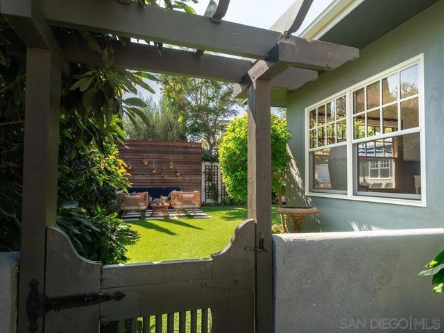 3226 Brant St, San Diego, CA 92103