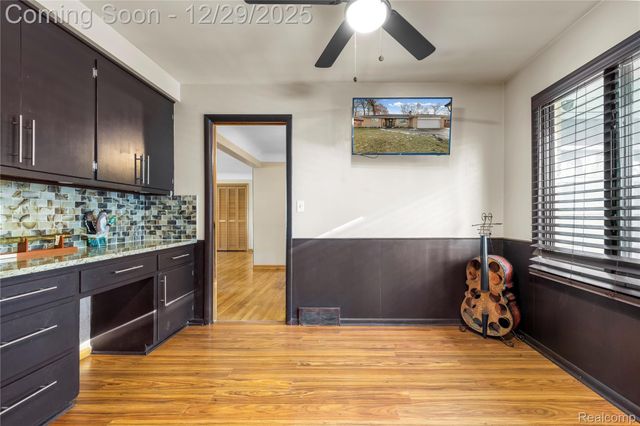 19107 Greenwald Drive, Southfield, MI 48075