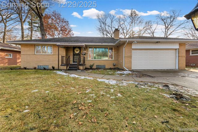 19107 Greenwald Drive, Southfield, MI 48075