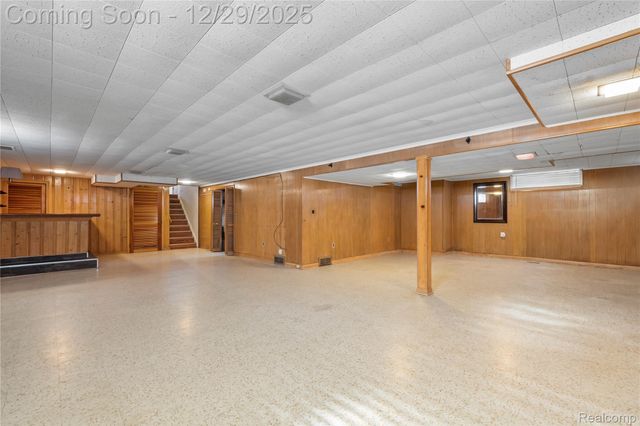 19107 Greenwald Drive, Southfield, MI 48075