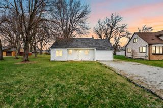2121 Chesley Drive, Sterling Heights, MI 48310