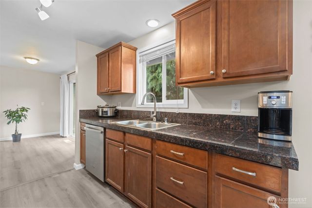 2509 SW 325th Place, Federal Way, WA 98023