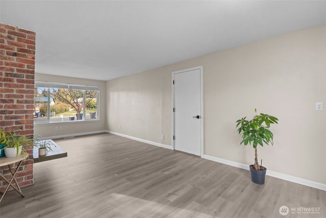 2509 SW 325th Place, Federal Way, WA 98023