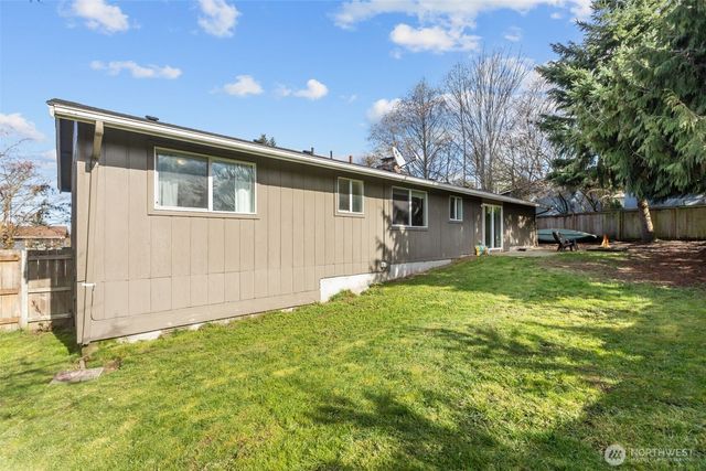 2509 SW 325th Place, Federal Way, WA 98023