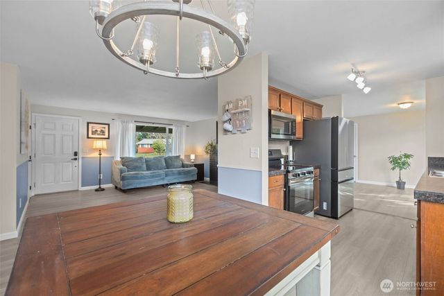 2509 SW 325th Place, Federal Way, WA 98023