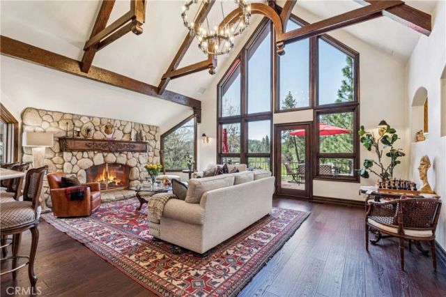 747 Brentwood, Lake Arrowhead, CA 92352