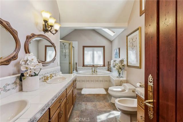 747 Brentwood, Lake Arrowhead, CA 92352