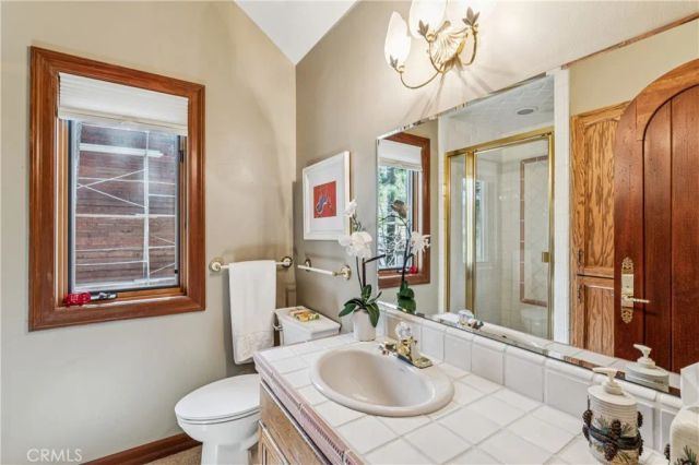 747 Brentwood, Lake Arrowhead, CA 92352