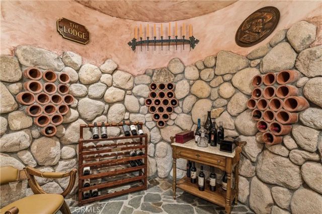 747 Brentwood, Lake Arrowhead, CA 92352