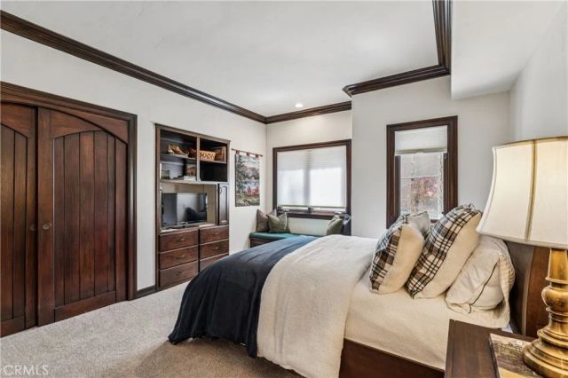 747 Brentwood, Lake Arrowhead, CA 92352