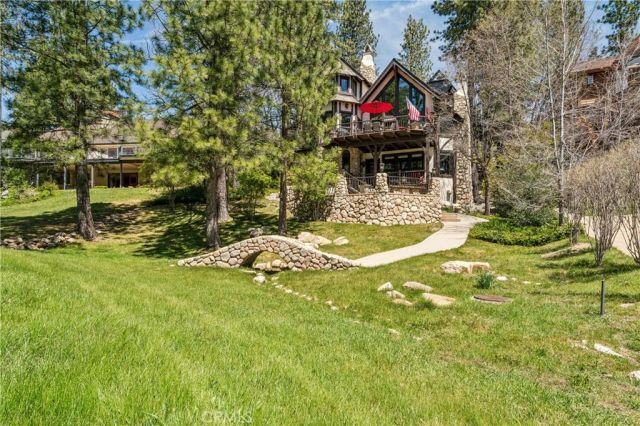 747 Brentwood, Lake Arrowhead, CA 92352