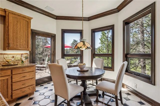 747 Brentwood, Lake Arrowhead, CA 92352
