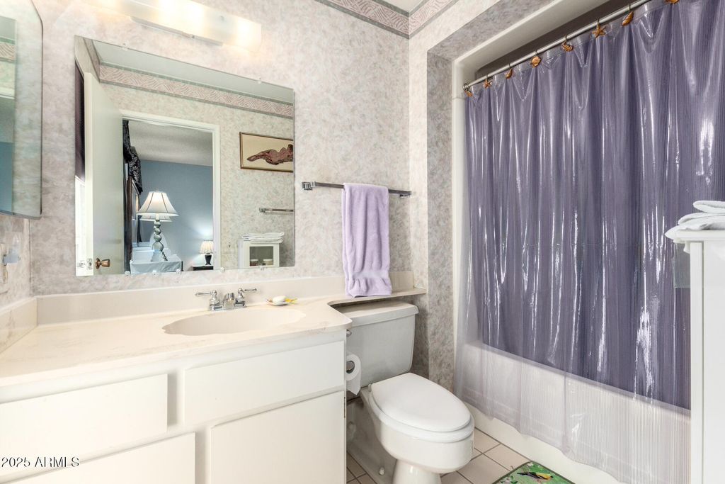 Image 29 of property listing at 16025 N 110TH Avenue, Sun City, AZ 85351