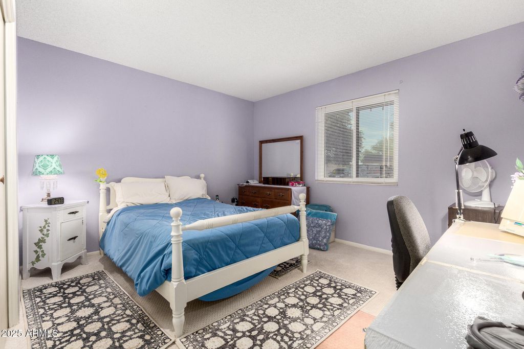 Image 32 of property listing at 16025 N 110TH Avenue, Sun City, AZ 85351