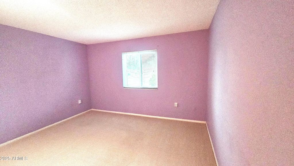 Image 34 of property listing at 16025 N 110TH Avenue, Sun City, AZ 85351