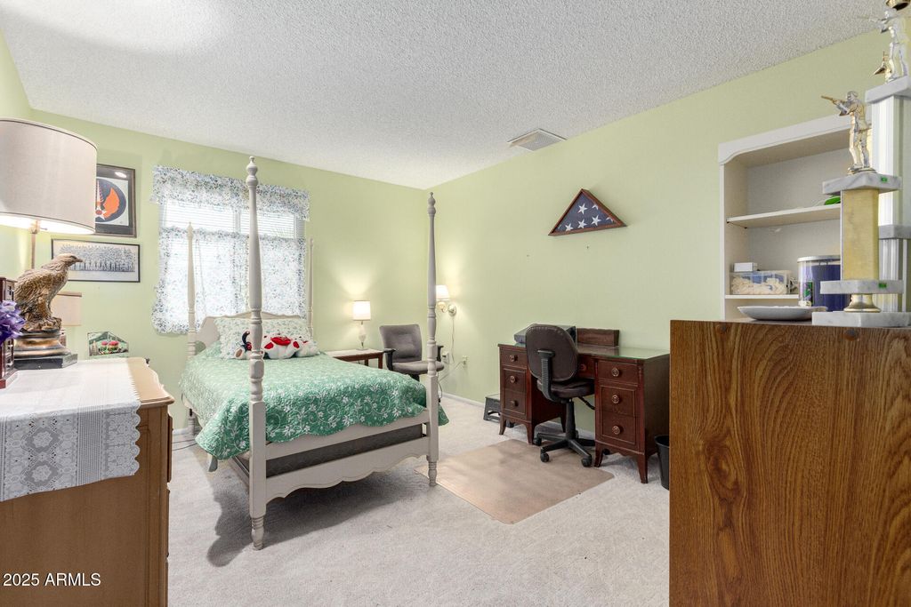 Image 35 of property listing at 16025 N 110TH Avenue, Sun City, AZ 85351