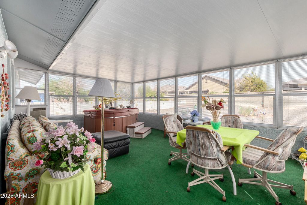 Image 43 of property listing at 16025 N 110TH Avenue, Sun City, AZ 85351