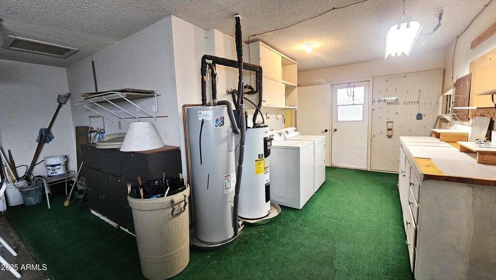 Image 49 of property listing at 16025 N 110TH Avenue, Sun City, AZ 85351