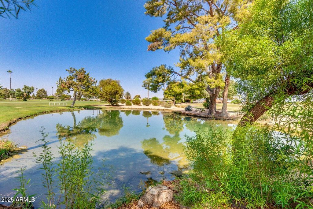 Image 54 of property listing at 16025 N 110TH Avenue, Sun City, AZ 85351