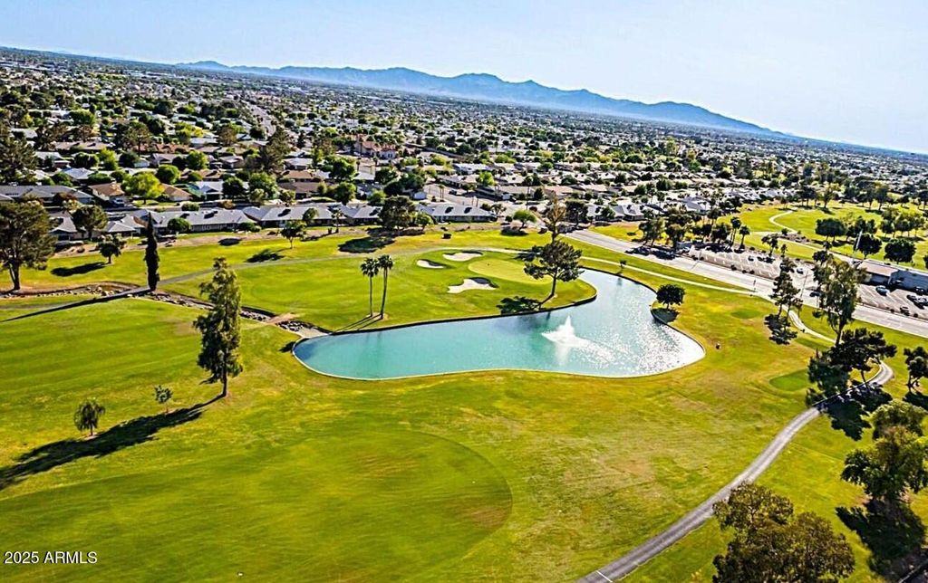 Image 59 of property listing at 16025 N 110TH Avenue, Sun City, AZ 85351