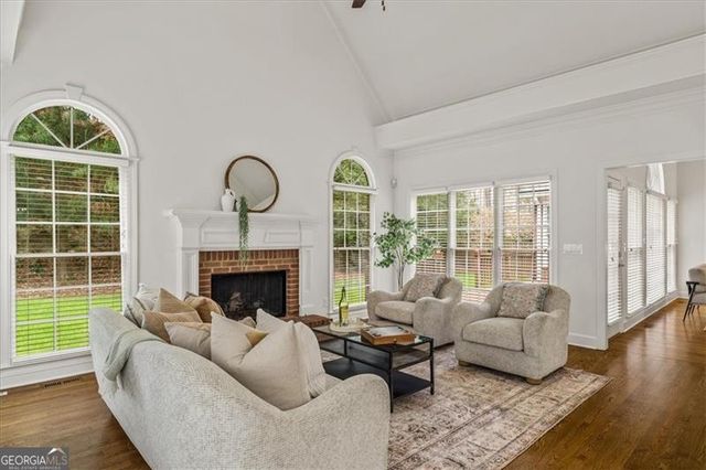 565 Kings County Court, Milton, GA 30004