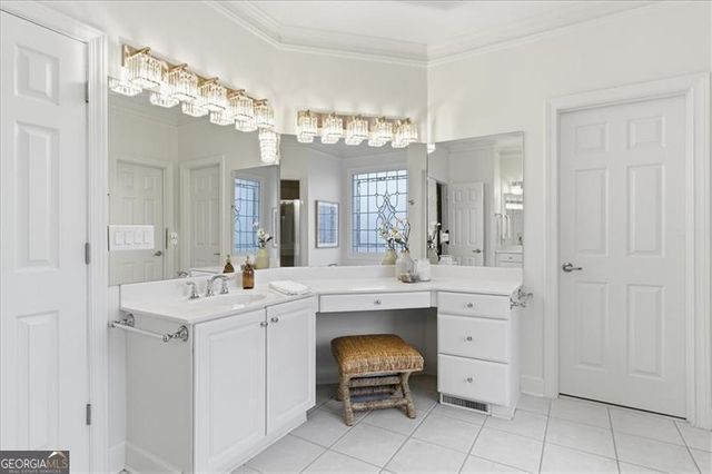 565 Kings County Court, Milton, GA 30004