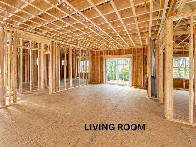 7 Weathervane Dr, Carver, MA 02330