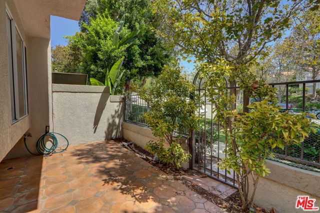 22303 Golden Canyon Circle, Chatsworth (los Angeles), CA 91311