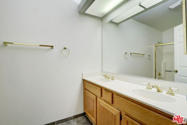 22303 Golden Canyon Circle, Chatsworth (los Angeles), CA 91311
