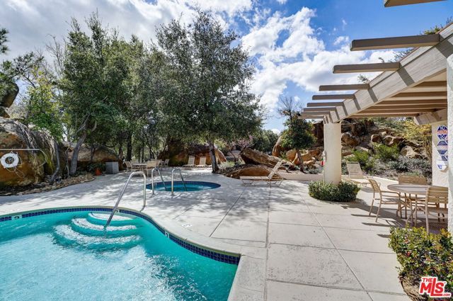 22303 Golden Canyon Circle, Chatsworth (los Angeles), CA 91311