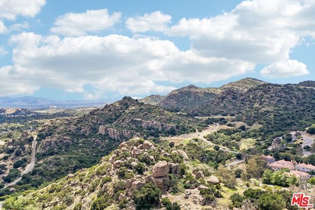 22303 Golden Canyon Circle, Chatsworth (los Angeles), CA 91311