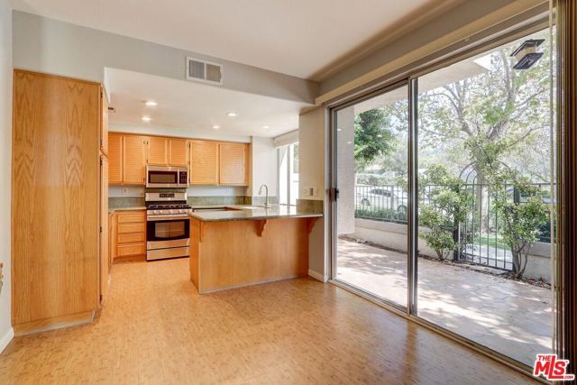 22303 Golden Canyon Circle, Chatsworth (los Angeles), CA 91311