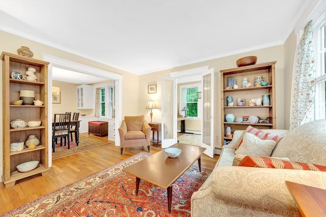 468 Marrett Rd, Lexington, MA 02421
