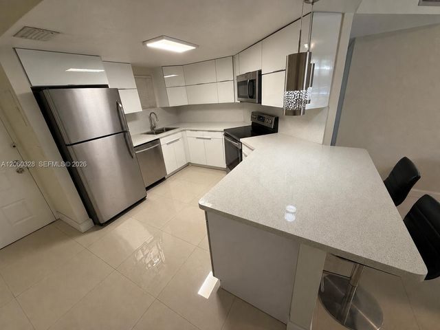 8255 Lake Drive 107, Doral, FL 33166
