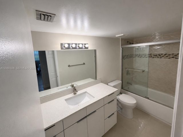 8255 Lake Drive 107, Doral, FL 33166