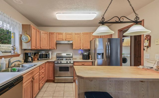 9 Calle De Prisa, Sandia Park, NM 87047