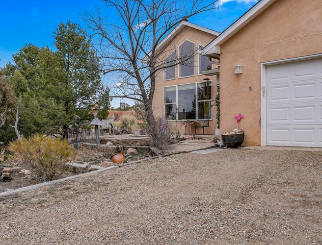 9 Calle De Prisa, Sandia Park, NM 87047