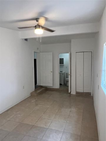 5906 S 81ST STREET, Tampa, FL 33619