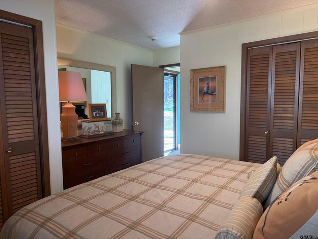 1836 CR 3107, Jacksonville, TX 75766