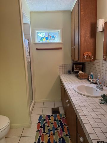 1836 CR 3107, Jacksonville, TX 75766