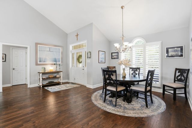 8448 Chisolm Plantation Road, Edisto Island, SC 29438