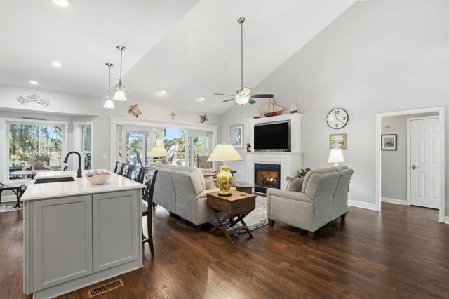 8448 Chisolm Plantation Road, Edisto Island, SC 29438
