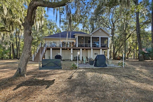 8448 Chisolm Plantation Road, Edisto Island, SC 29438