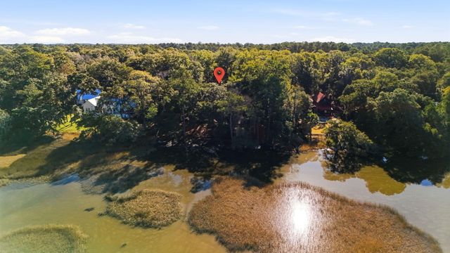 8448 Chisolm Plantation Road, Edisto Island, SC 29438