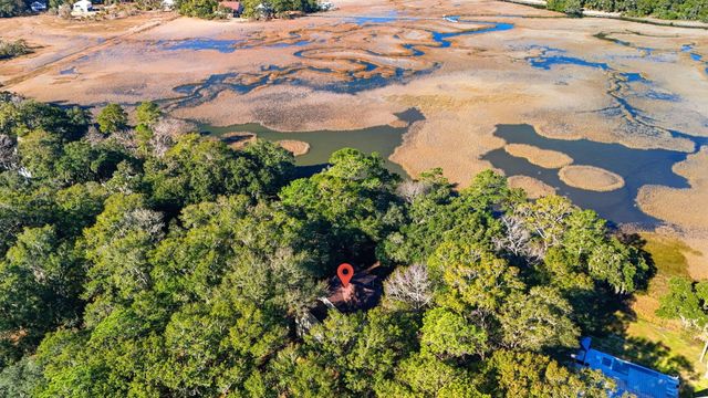 8448 Chisolm Plantation Road, Edisto Island, SC 29438