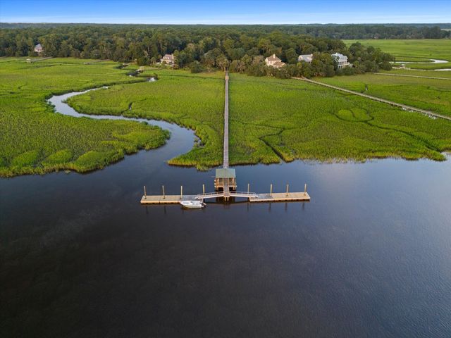 8448 Chisolm Plantation Road, Edisto Island, SC 29438