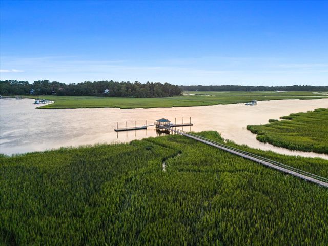 8448 Chisolm Plantation Road, Edisto Island, SC 29438