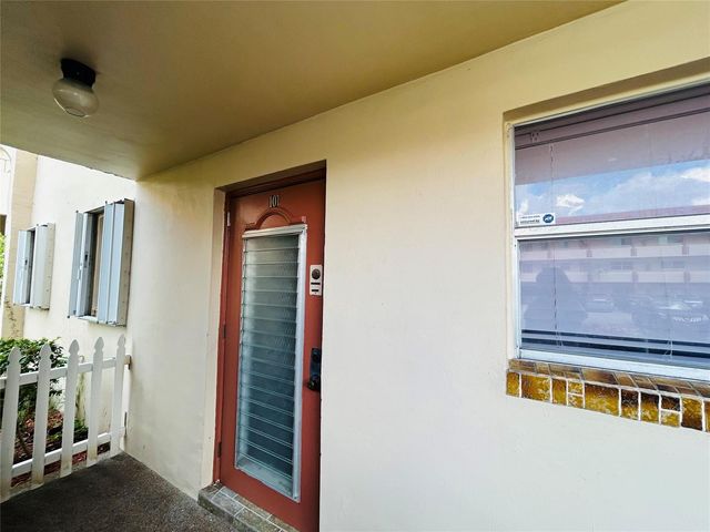 2871 E Sunrise Lakes Drive 101, Sunrise, FL 33322