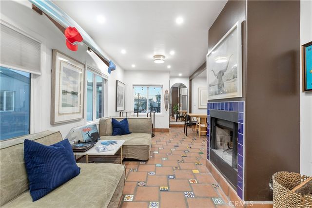 106 31st Street, Newport Beach, CA 92663