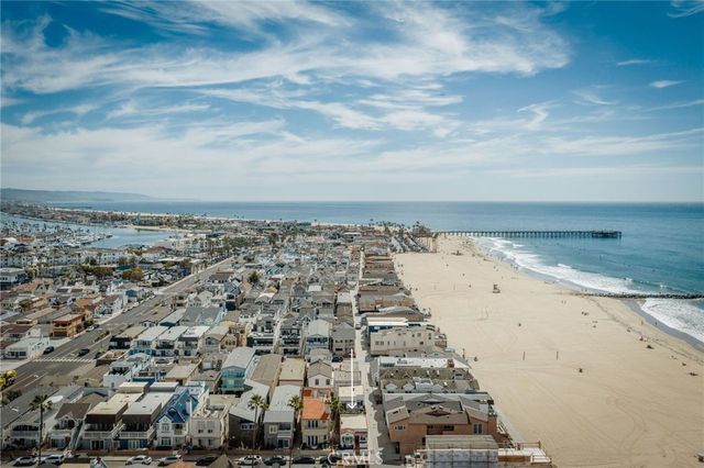 106 31st Street, Newport Beach, CA 92663